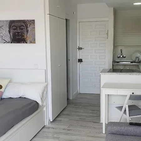 Newly Renovated Bright In Jupiter Benalmádena